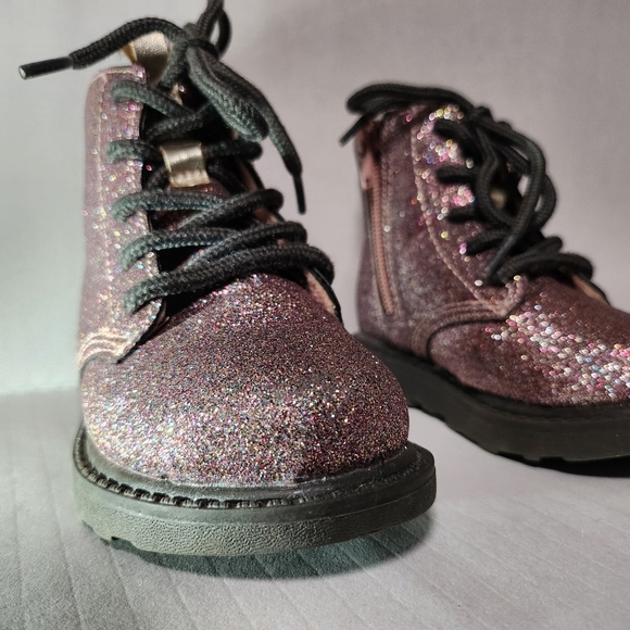 Carter Toddler Glitter lace-up boots - Picture 2 of 8